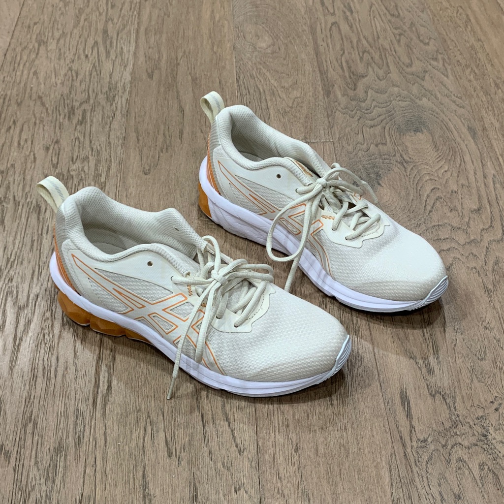 Asics Gel-Quantum 90 Iv "White/Champagne" Sneakers Size 7